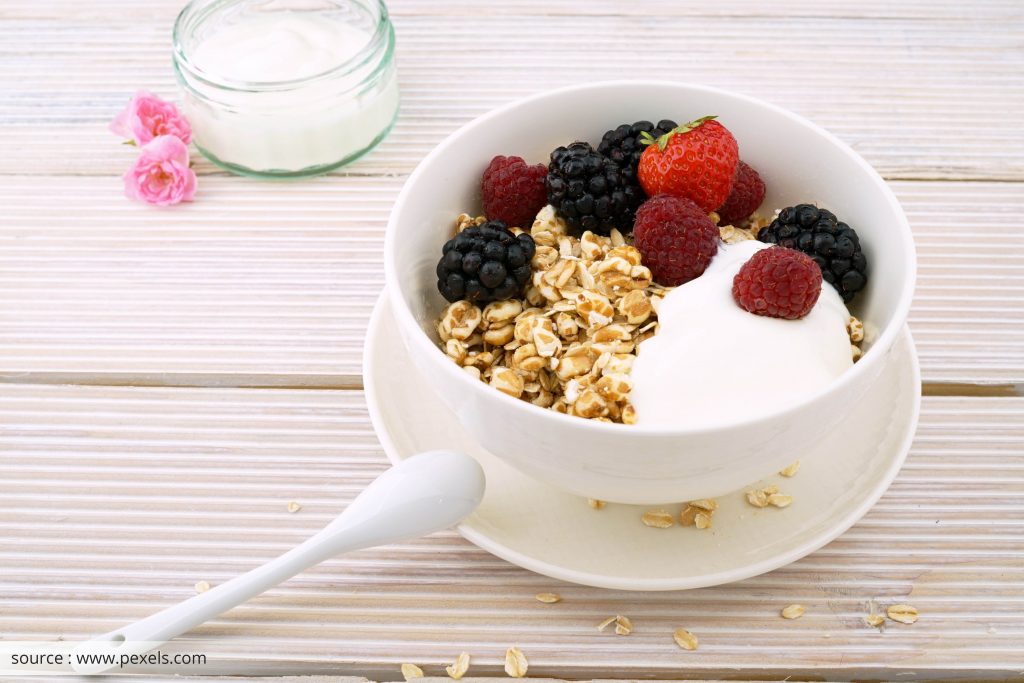 tingkat gula darah normal - Yogurt buah dan makanan sehat